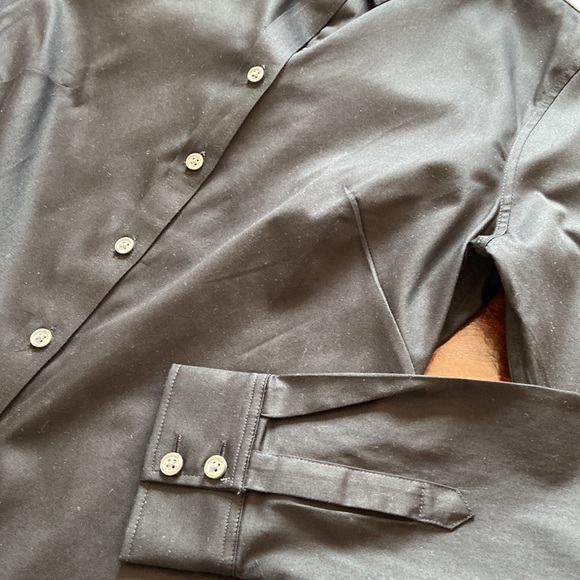 BANANA Republic Long Sleeve Non-Iron Fitted Sateen Shirt Black Size 10 - Picture 8 of 14